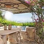 Amazing Two-Bedroom House With Sea View In Cala Di Volpe Prázdninový dům Porto Cervo