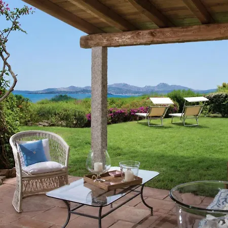 Amazing Two-bedroom House With Sea View In Cala Di Volpe Nyaraló Porto Cervo