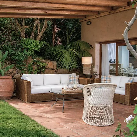 Holiday home Amazing Two-bedroom House With Sea View In Cala Di Volpe Porto Cervo